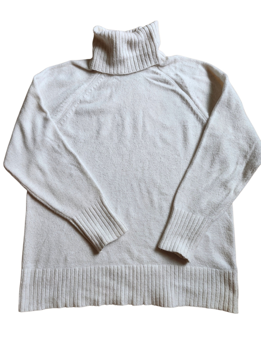 Old Navy Cream Turtleneck Sweater - Cozy Ribbed Trim Woman's M